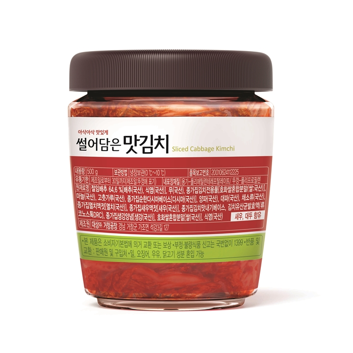 내용량: 500g 보관방법 냉장보관(0~10도) 품목보고번호 20010624112225 유통기한 제조일로부터 30일까지(제조일:뚜껑에 표기) 내포장재질 용기-폴리에틸렌테레프탈레이트/뚜껑-폴리프로필렌 원재료명 절임배추 64.6%[배추(국산), 식염(국산)],무(국산), 종가집김치전용풀[호화쌀혼합분말(쌀:국산)], 마늘(국산), 고춧가루(국산), 종가집순한다시마베이스[다시마(국산)], 양파(국산), 대파(국산), 채소류(국산), 종가집멸치액젓[멸치(국산)], 종가집새우액젓[새우(국산)], 종가집김치맛내기베이스, 김치유산균발효액(류코노스톡 DRC), 종가집생강양념[생강(국산)], 호화쌀혼합분말[쌀(국산)], 식염(국산), 새우, 대두 함유. 제조원 대상(주) 거창공장 경남 거창군 가조면 석강3길 127 본 제품은 소비자기본법에 의거 교환 또는 보상. 부정,불량식품 신고는 국번없이 1399 반품 및 교환: 판매원 및 구입처 밀, 오징어,우유, 닭고기 성분 혼입 가능